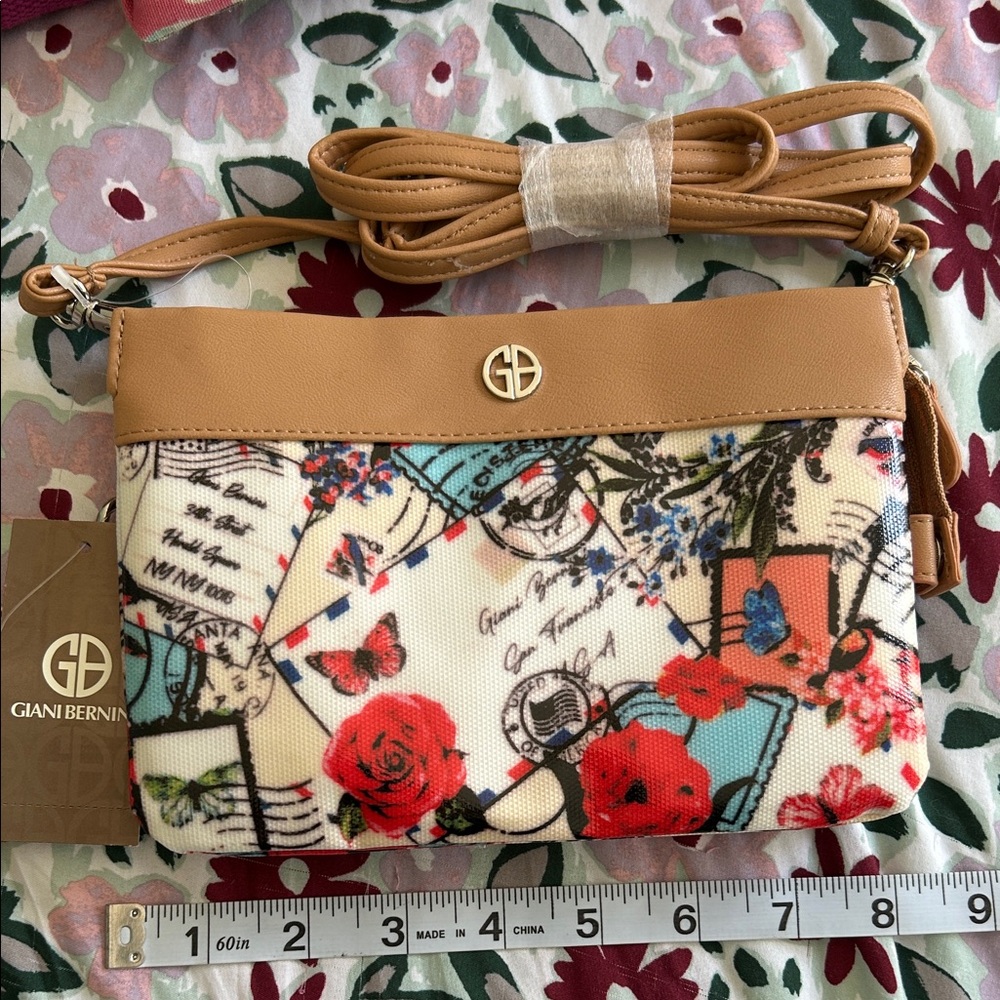 NWT Giani Bernini Tan and Floral Crossbody Bag